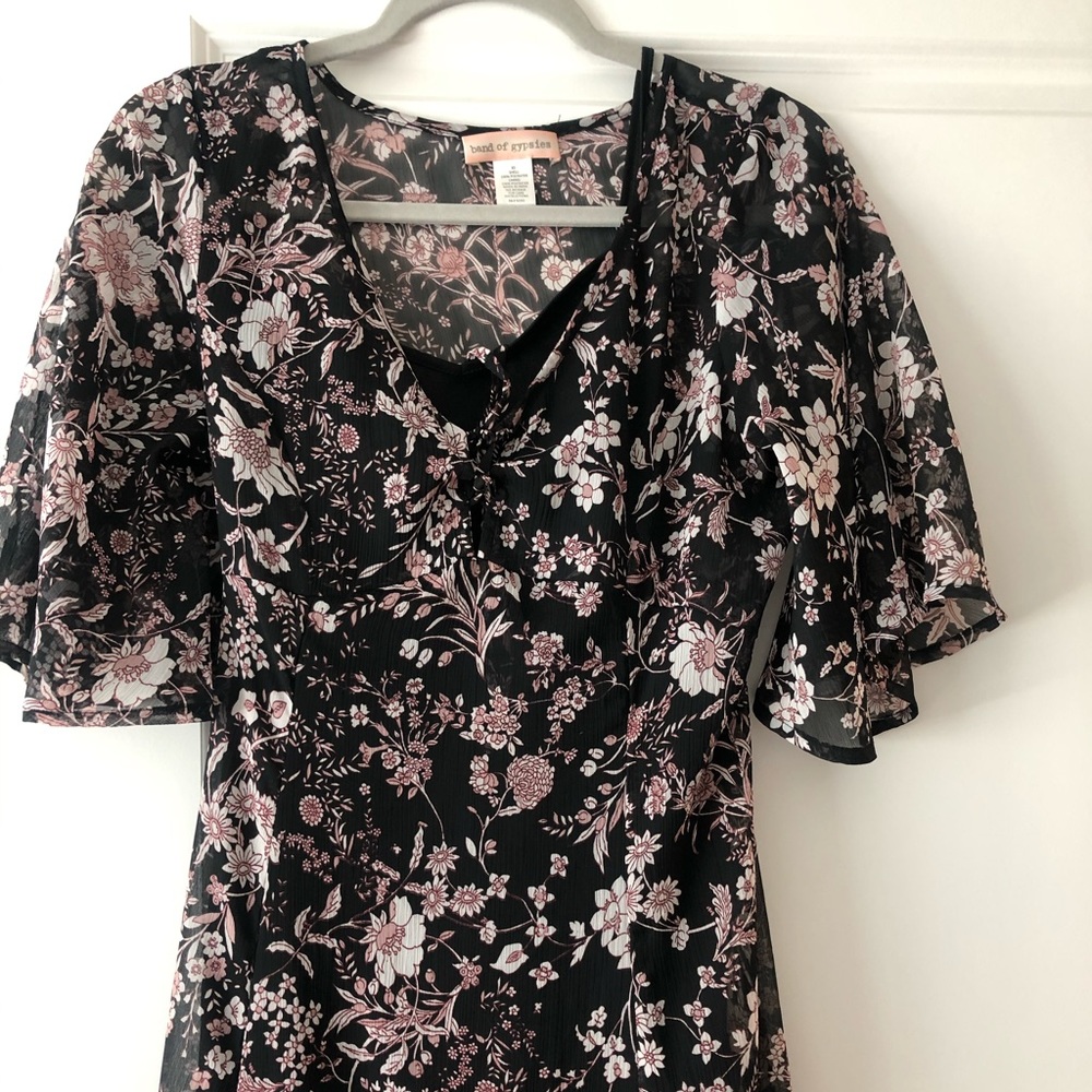 BAND OF GYPSIES MAXI DRESS - XS